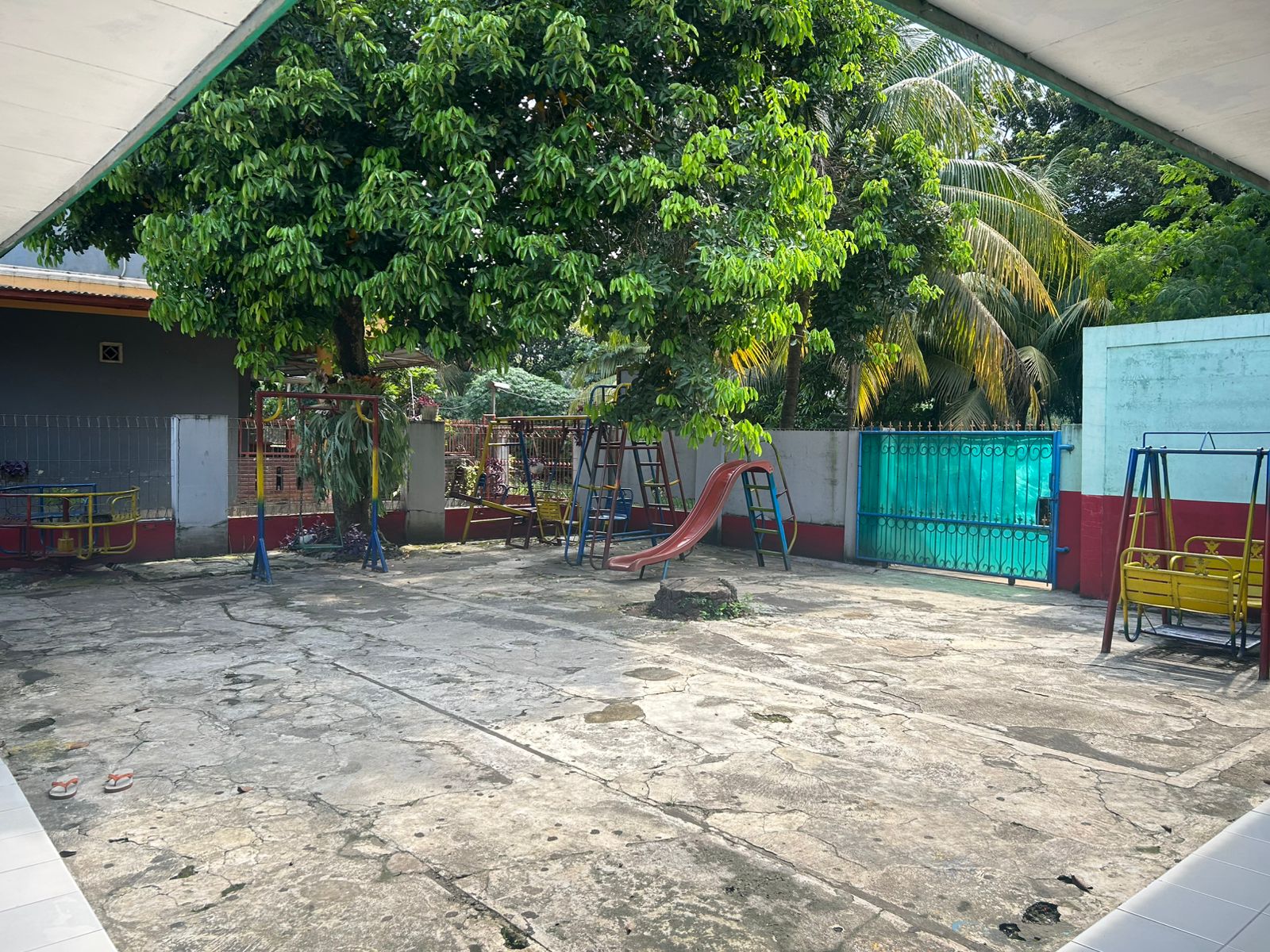 Taman Bermain Outdoor